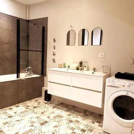 Saumur - Downtown - 1Min Walk From The Chateau Saumur